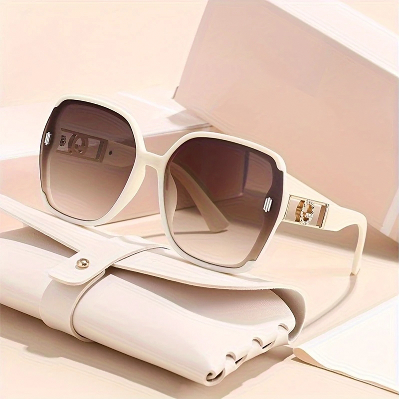 Tablet Accessories Aesthetic - Women's Classic Retro Rectangular Fashion Glasses